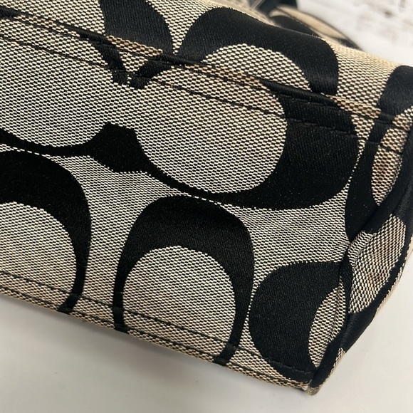 Coach  Bag - Picture 11 of 16